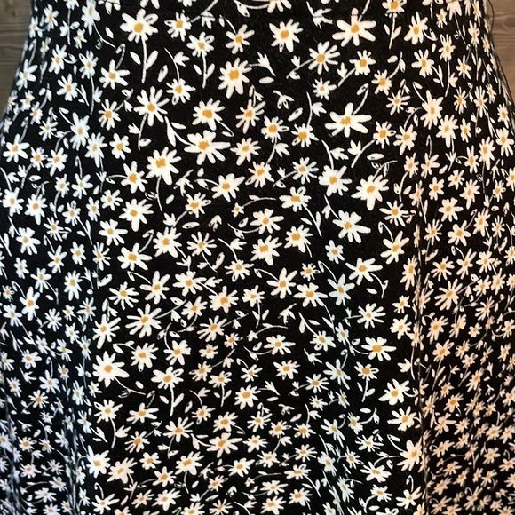 So extra small, spaghetti strap, Daisy summer dress - Picture 4 of 8